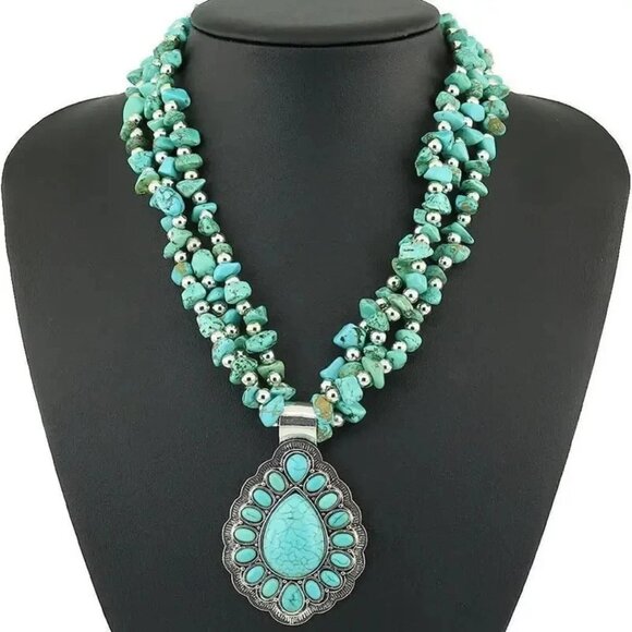 Boutique Jewelry - Western Boho Style Necklace Turquoise Color with Silver Beads
